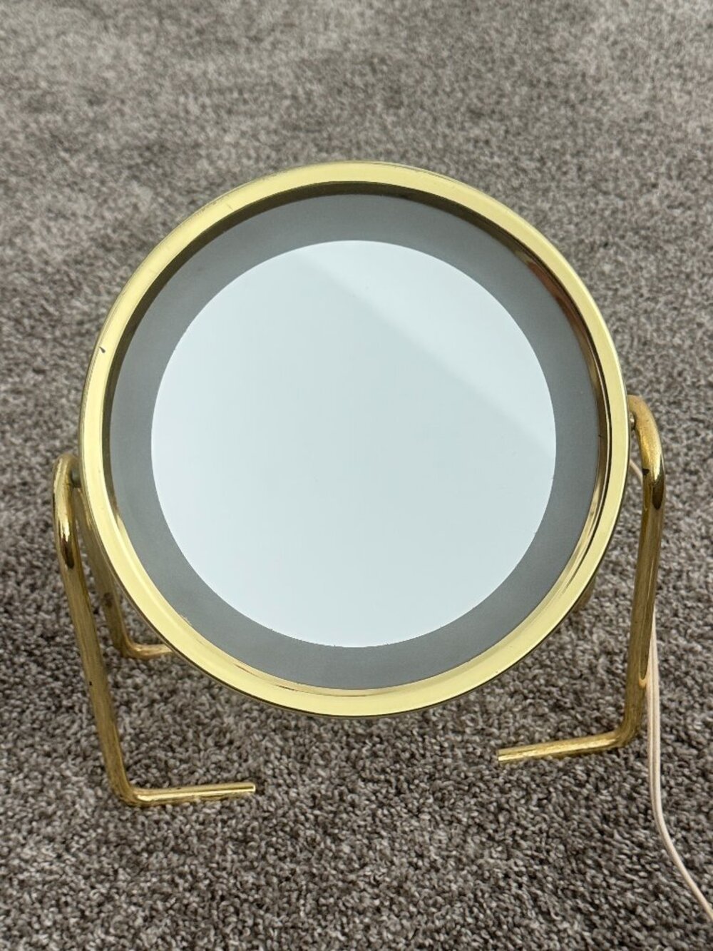 Jerdon "Halo" Lighted Magnifying Makeup Mirror